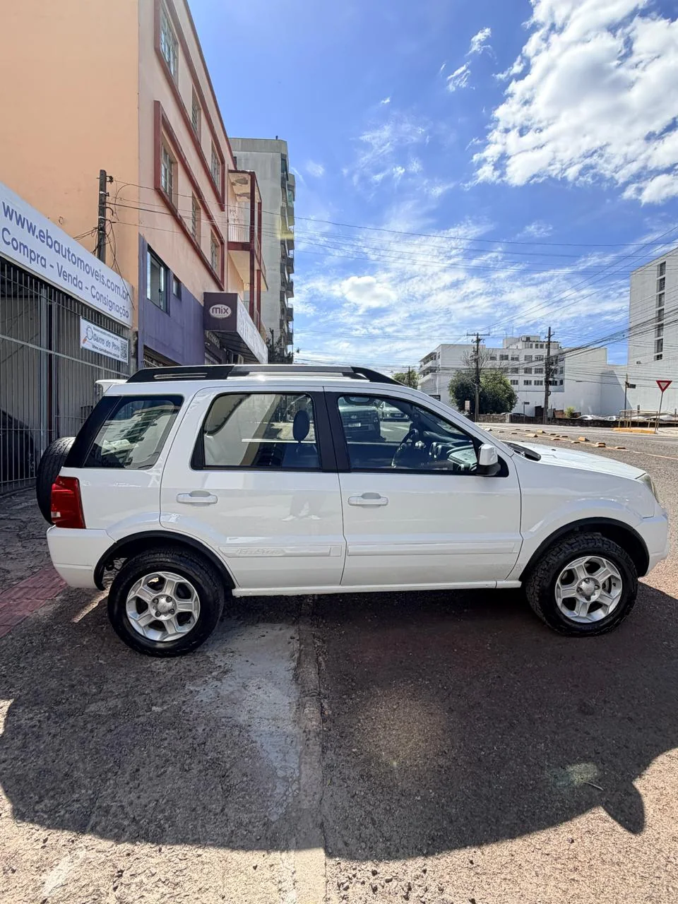 Ford EcoSport 2012 branca: foto 4 de 9