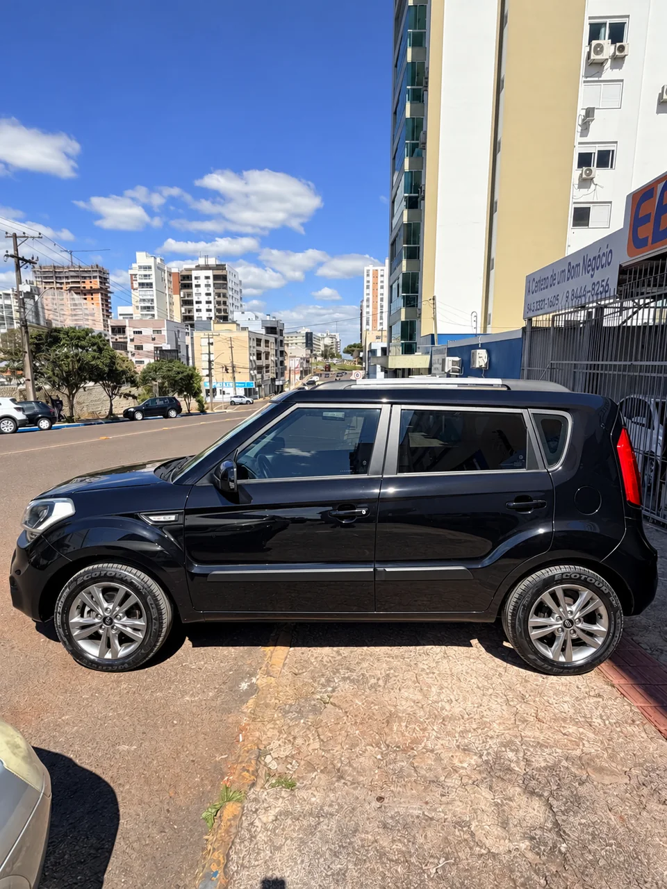 Kia Soul 2013/2014 preto: foto 2 de 8