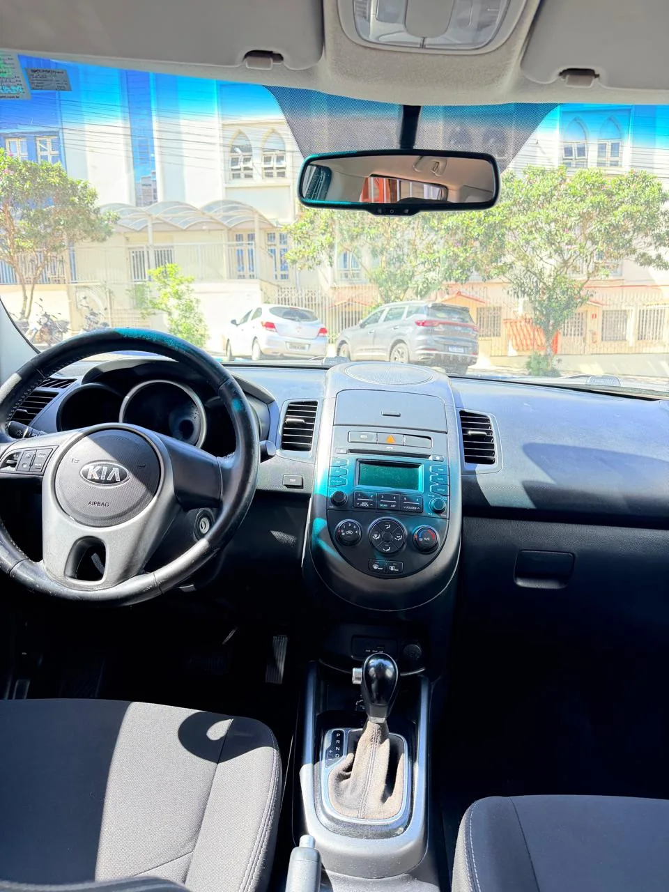Kia Soul 2013/2014 preto: foto 5 de 8