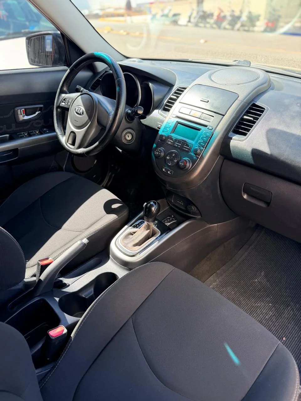 Kia Soul 2013/2014 preto: foto 7 de 8