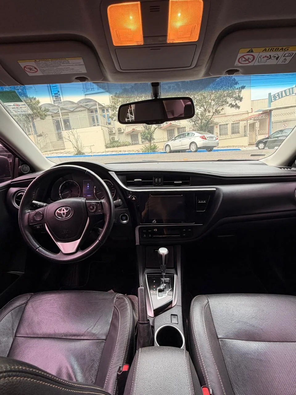 Toyota Corolla 2018/2019 preto: foto 6 de 11