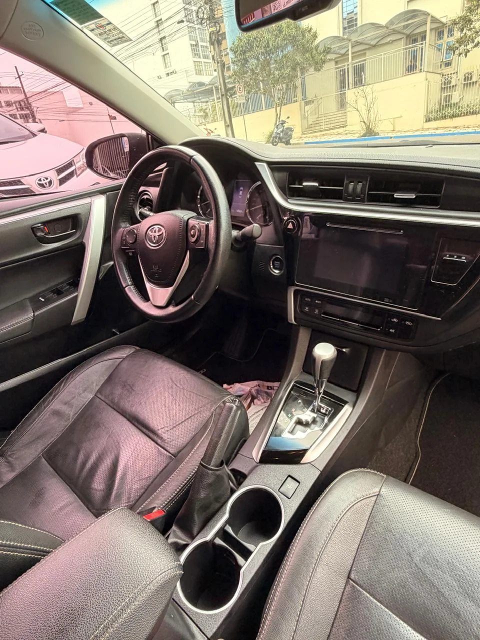 Toyota Corolla 2018/2019 preto: foto 11 de 11