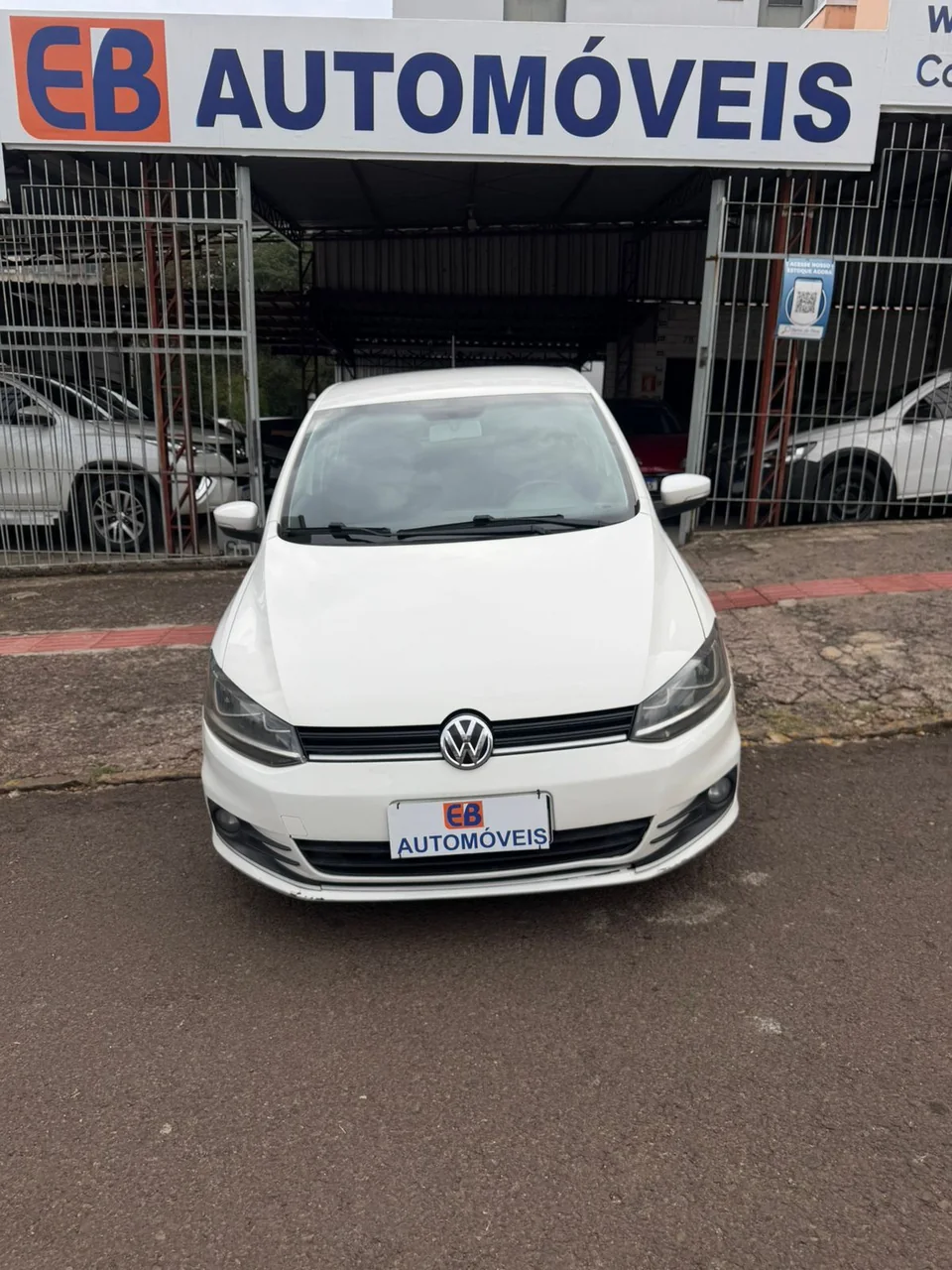 Volkswagen Fox 2015 branco: foto 1 de 7