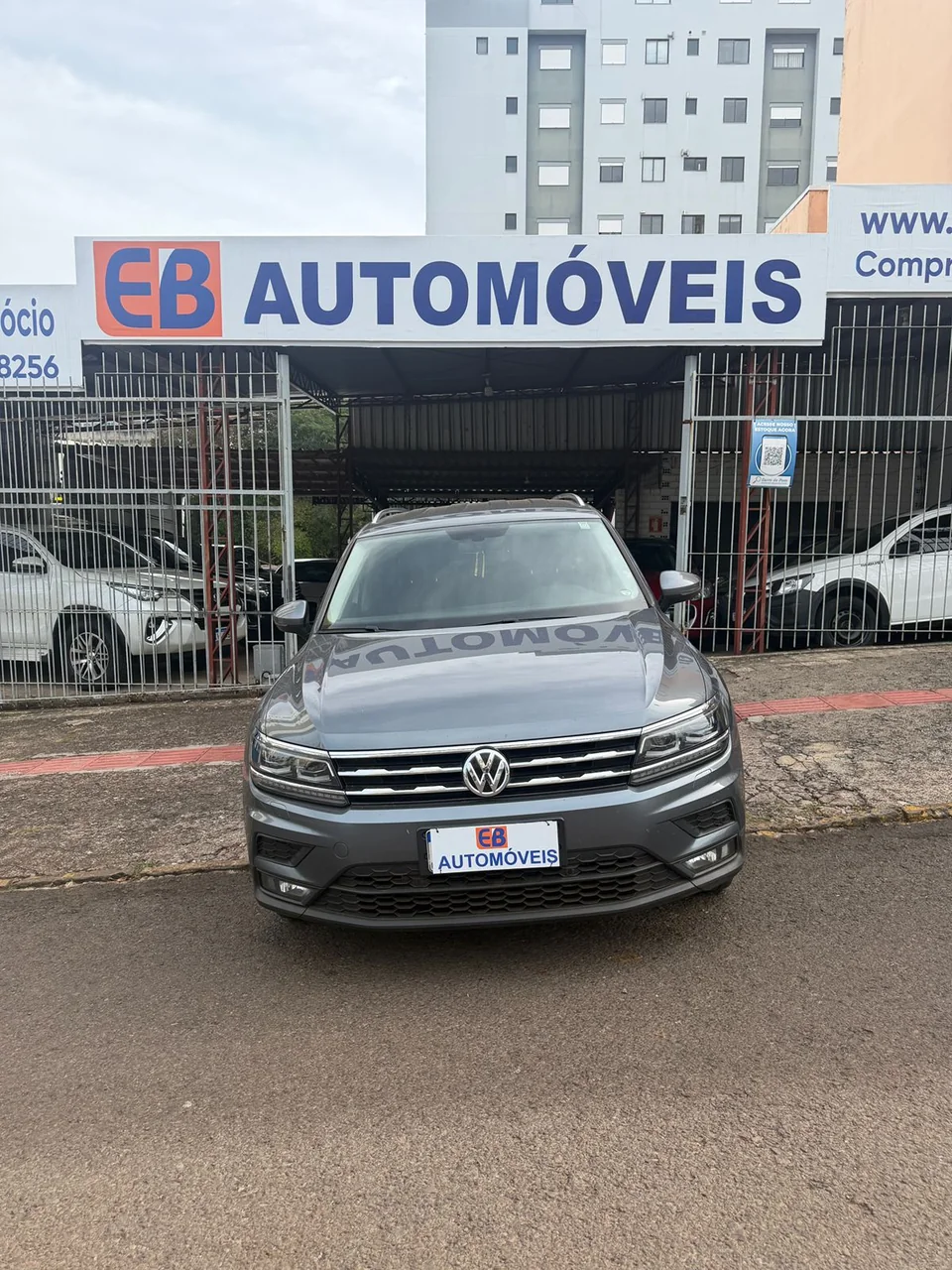 Volkswagen Tiguan Allspace 2018 cinza: foto 1 de 8