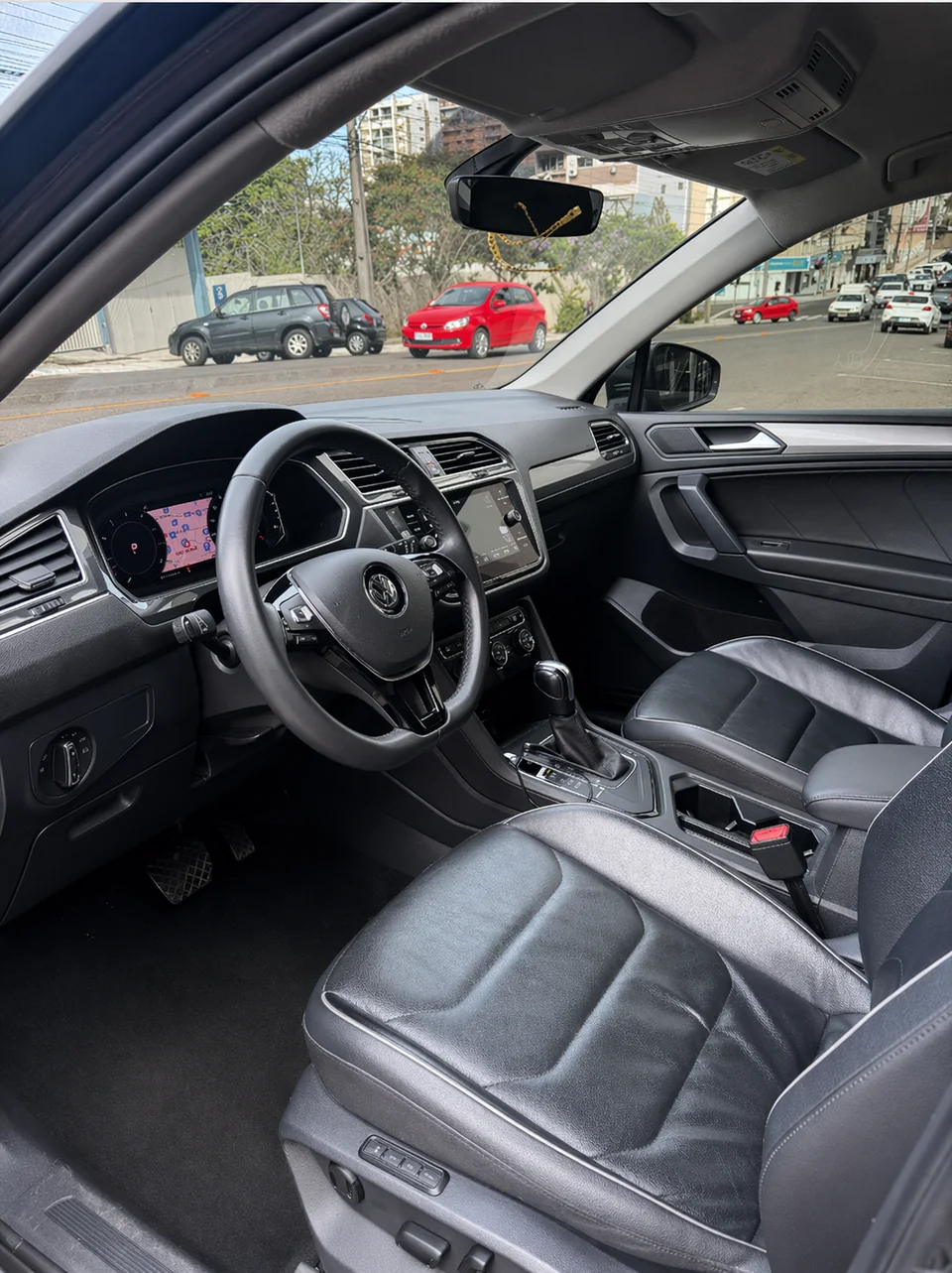 Volkswagen Tiguan Allspace 2018 cinza: foto 6 de 8